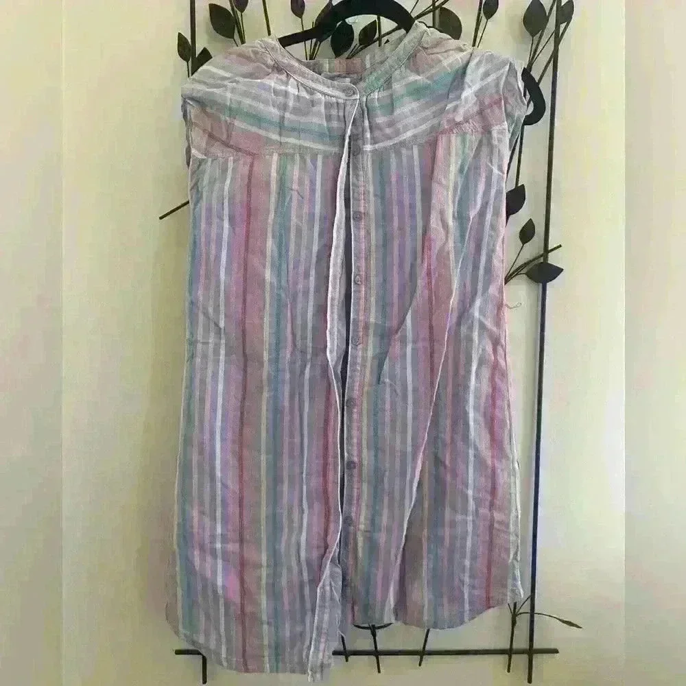 Girls Gap dress xxl/14-16 does not have the belt